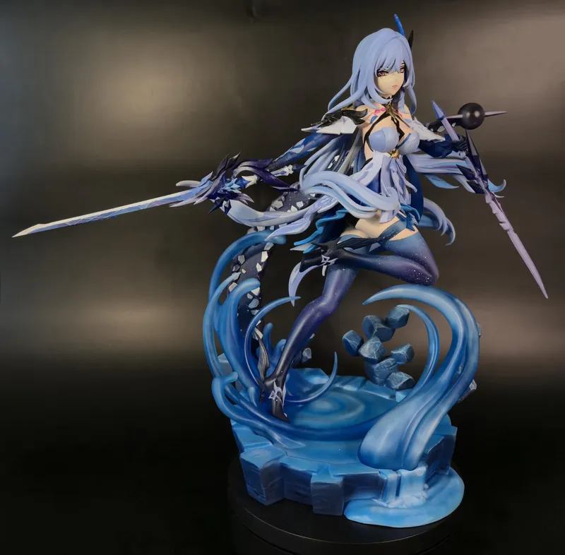 The Two Bladed  / Maximum Detailed Hand-Painted Figure - alternate view